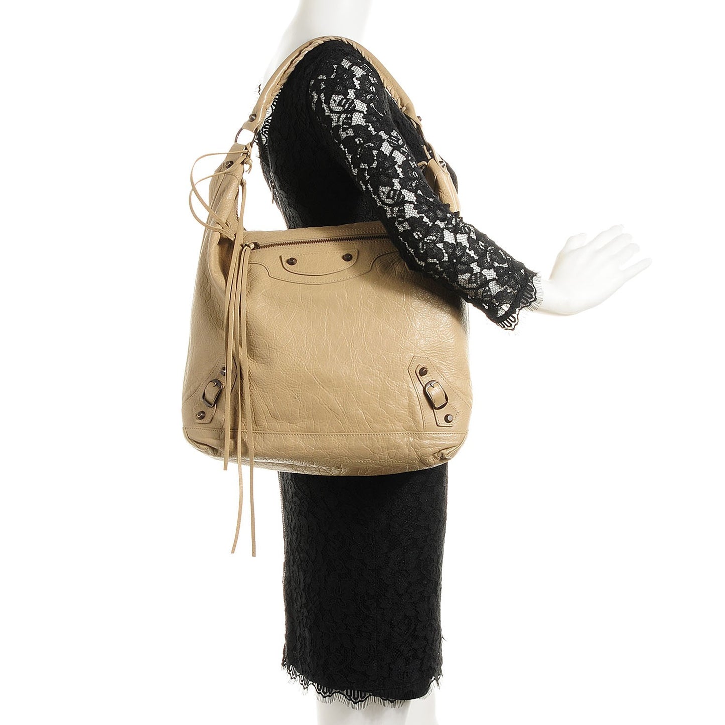 Agneau Classic Hardware Day Hobo Latte Beige