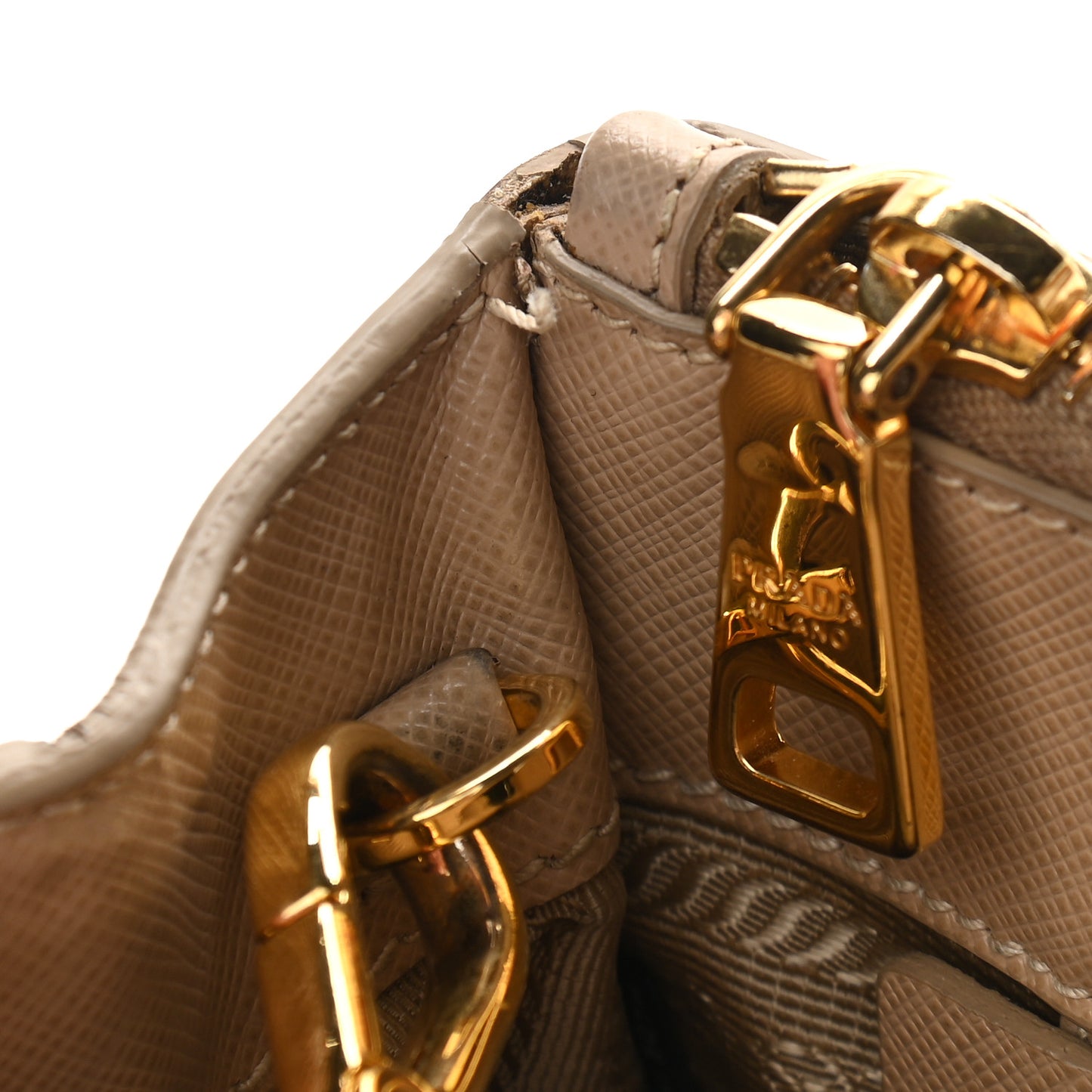 Saffiano Medium Galleria Double Zip Tote Sabbia