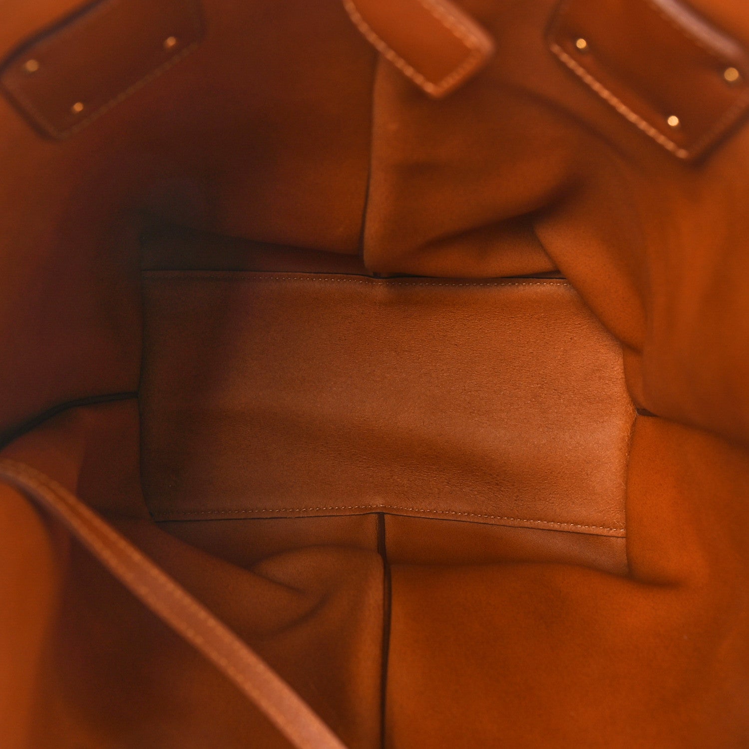 Chloe Smooth Calfskin Medium Vick Tote Caramel 6 of 9