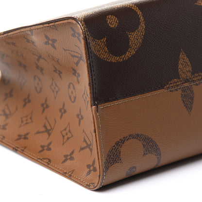Louis Vuitton Reverse Monogram Giant Onthego MM 8 of 10