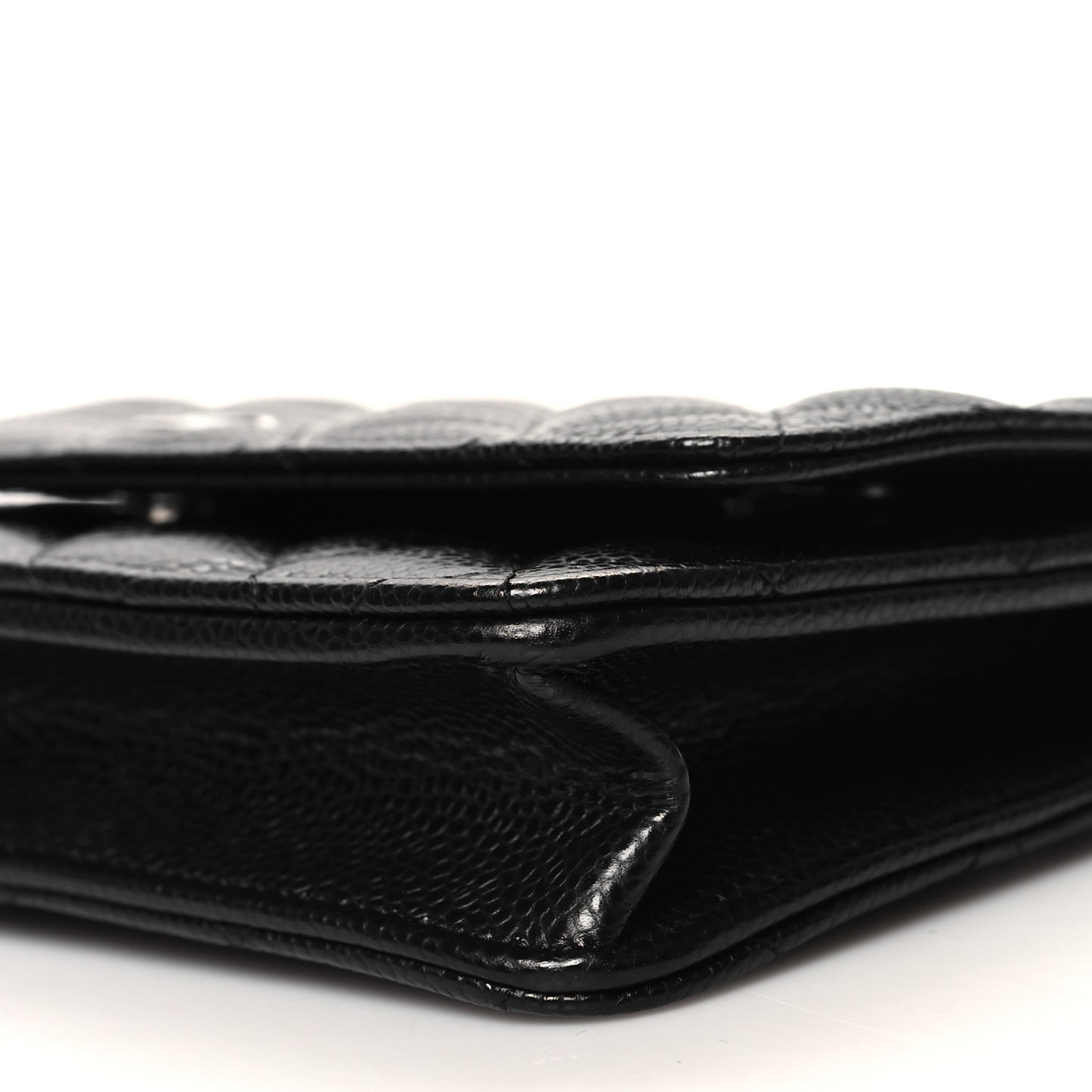 Caviar Quilted Wallet on Chain WOC Black