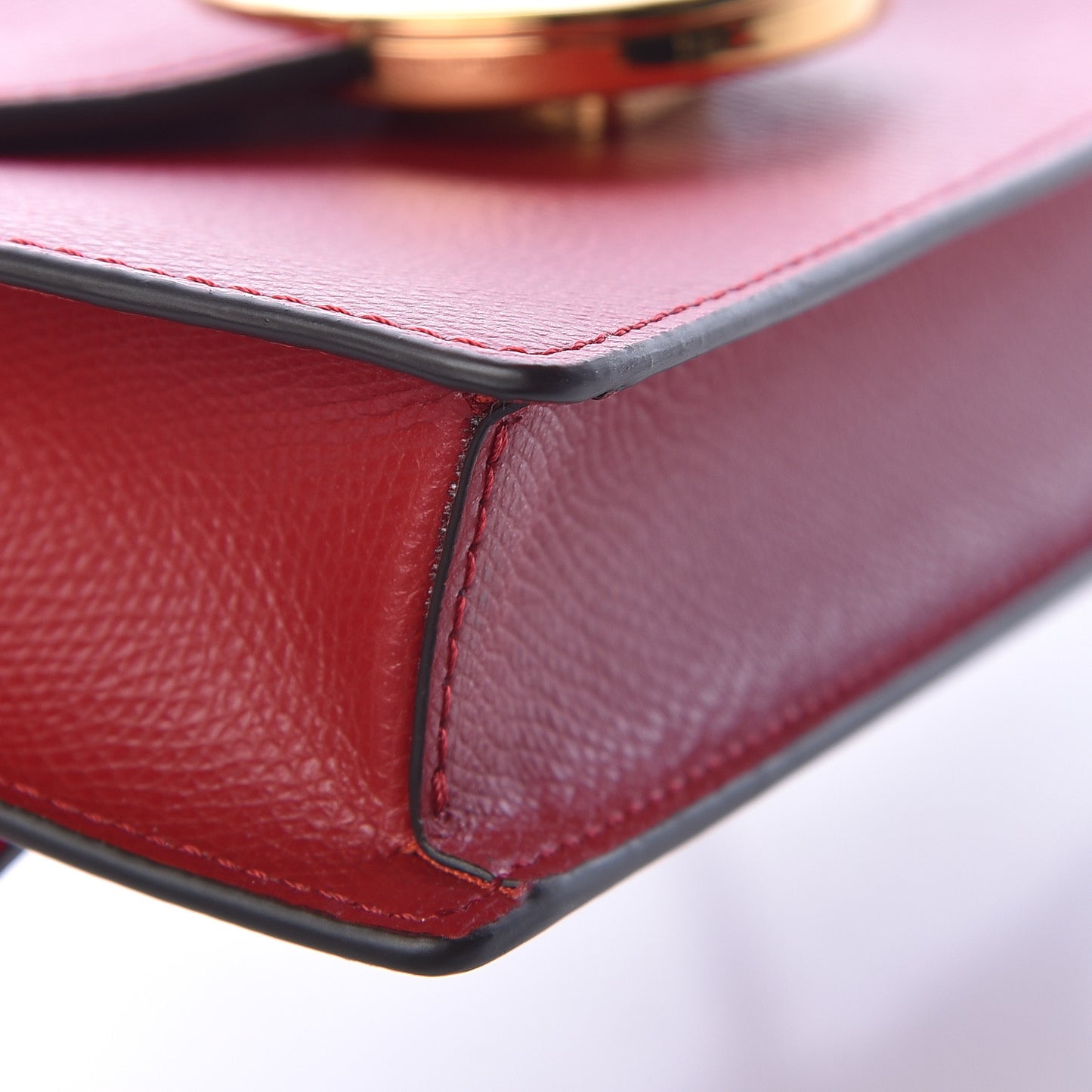 Vitello Cruise F is Fendi Envelope Belt Bag Fragola