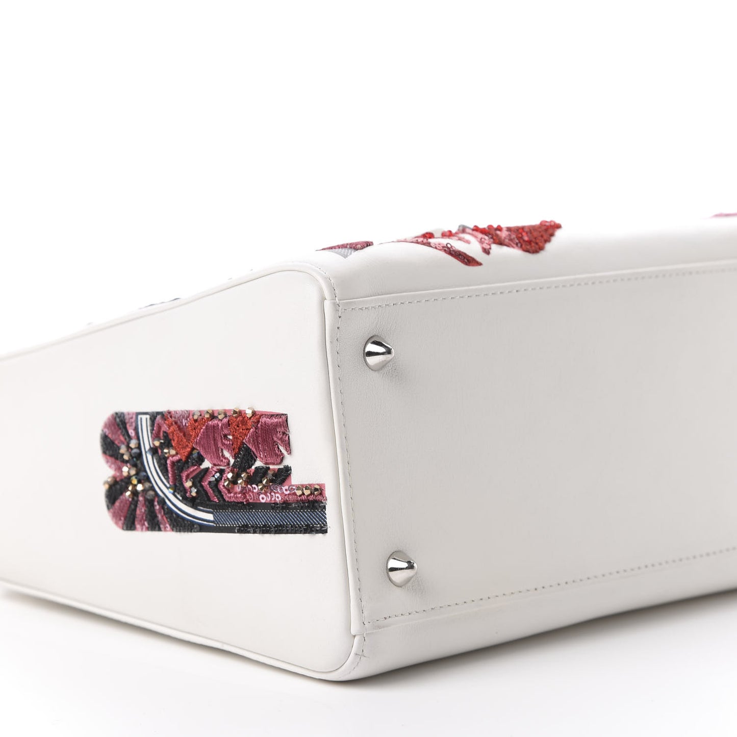 Smooth Calfskin Embroidered Medium Lady Dior White Multicolor