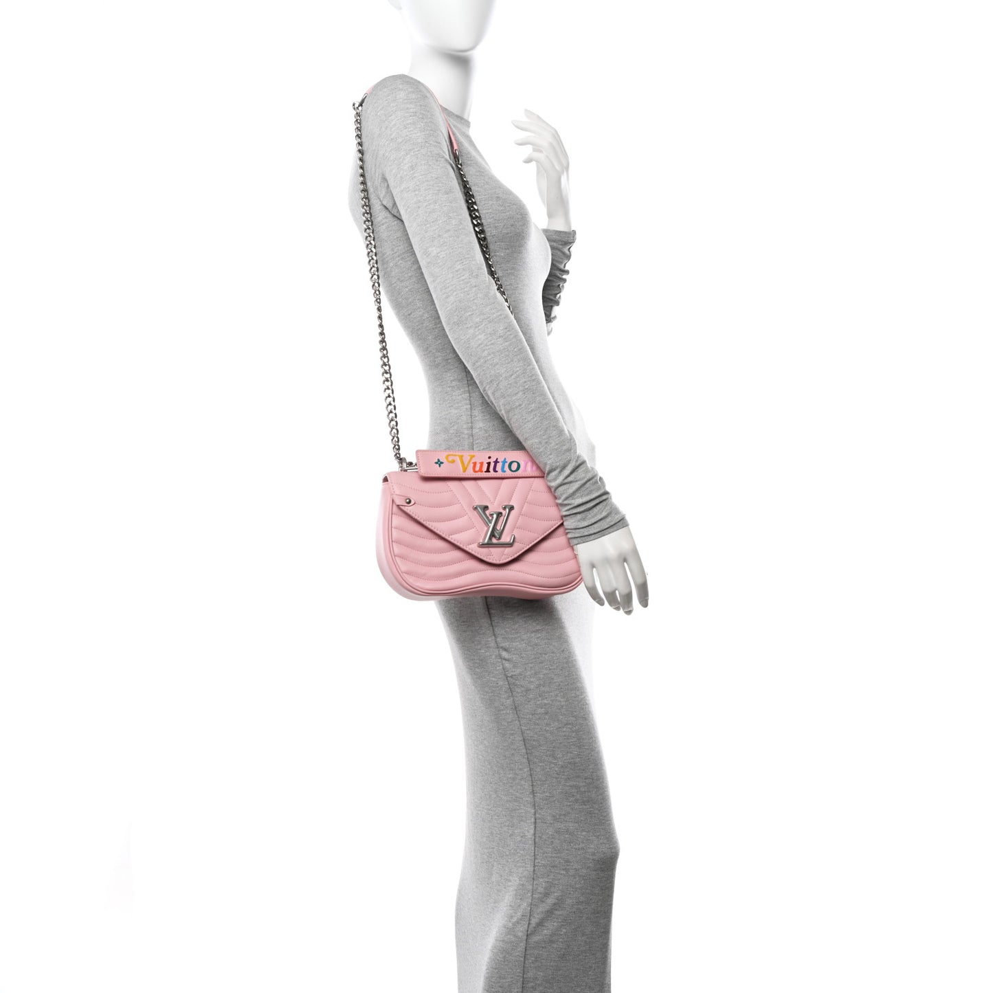 Calfskin New Wave Chain MM Smoothie Pink