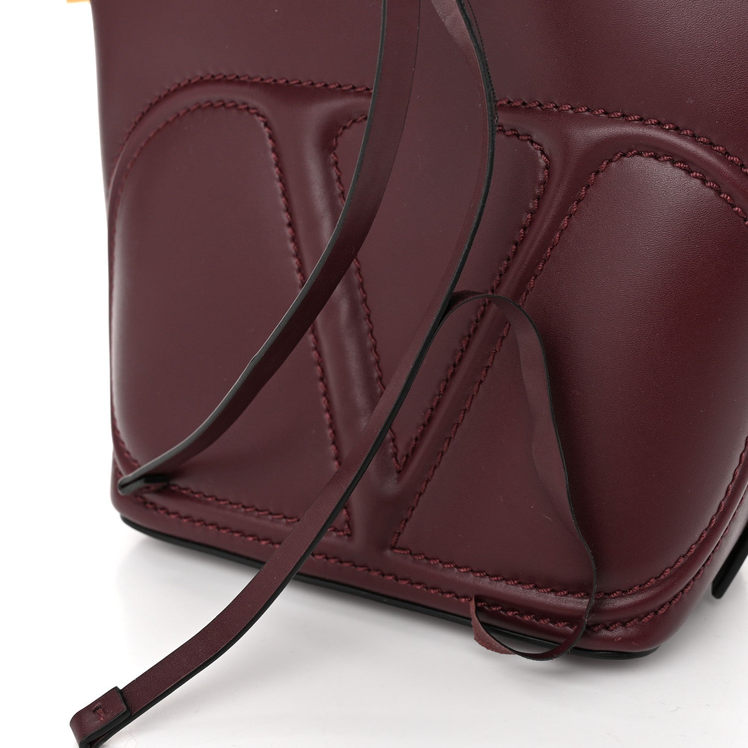 Valentino Garavani Calfskin Vlogo Walk Bucket Bag Burgundy 10 of 11