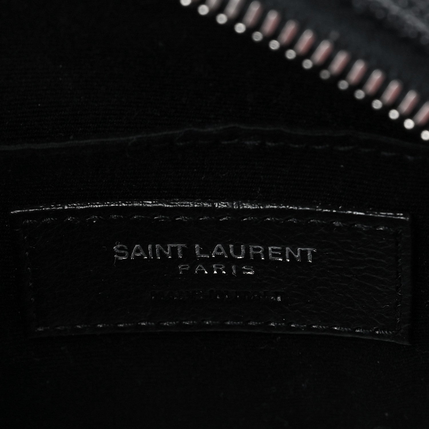 Saint Laurent Grain De Poudre Matelasse Chevron Quilted Round Vinyle Camera Bag Deep Marine 6 of 9