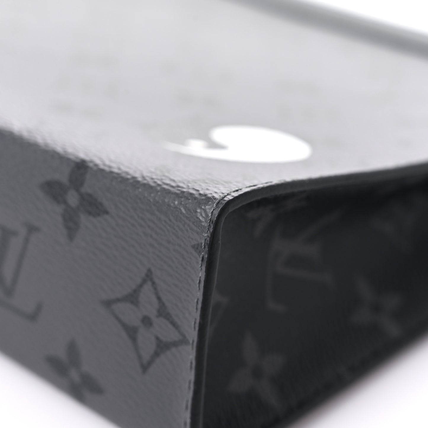 Monogram Eclipse Reverse Pochette Voyage MM