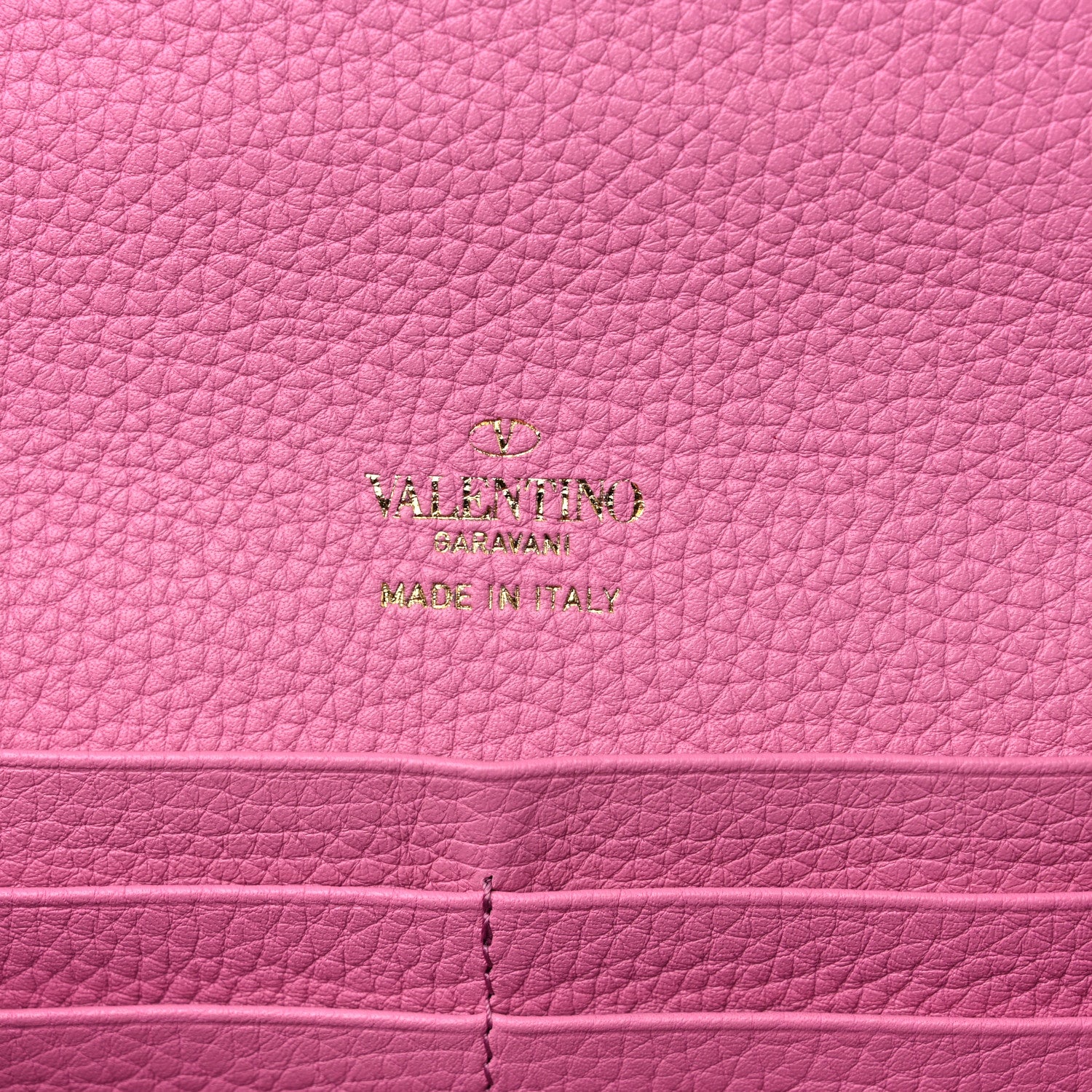 Valentino Garavani Pebbled Calfskin Rockstud Flip Lock Wallet On Chain Dawn Pink 6 of 9