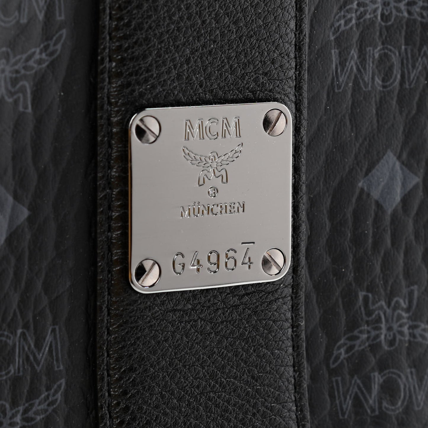 Visetos Medium Liz Reversible Shopper Tote Black
