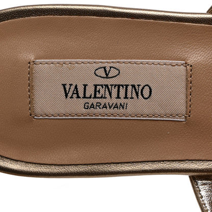 Valentino Garavani Metallic Nappa Rockstud Caged Flat Slide Sandals 37.5 Skin 6 of 8