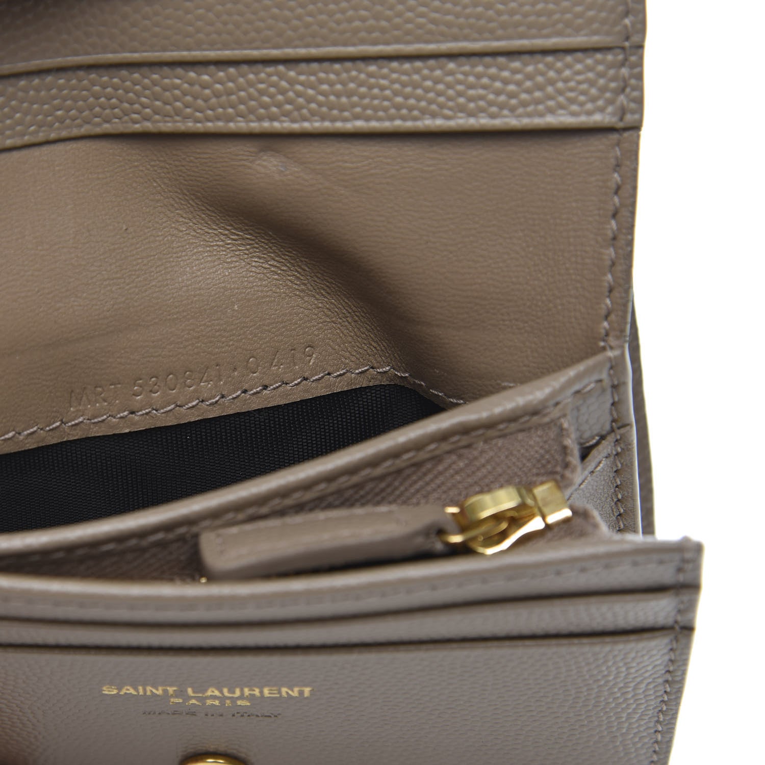 Saint Laurent Grain De Poudre Matelasse Chevron Cassandre Card Case Fog 7 of 10