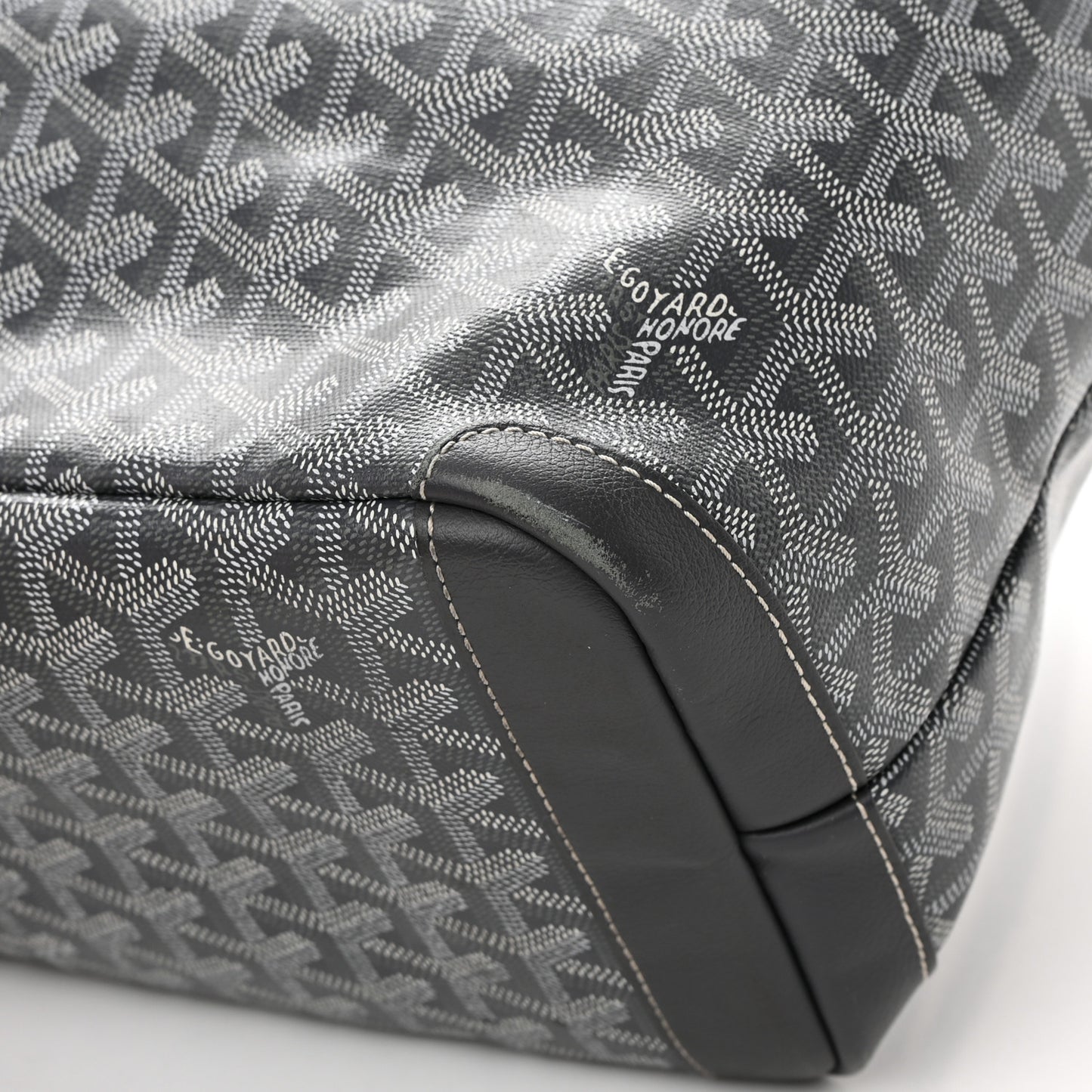 Goyardine Artois MM Grey