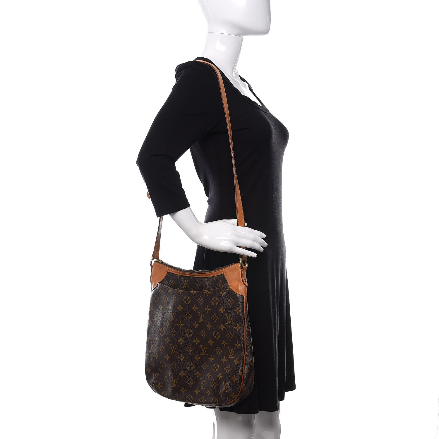 Louis Vuitton Monogram Odeon MM 2 of 9