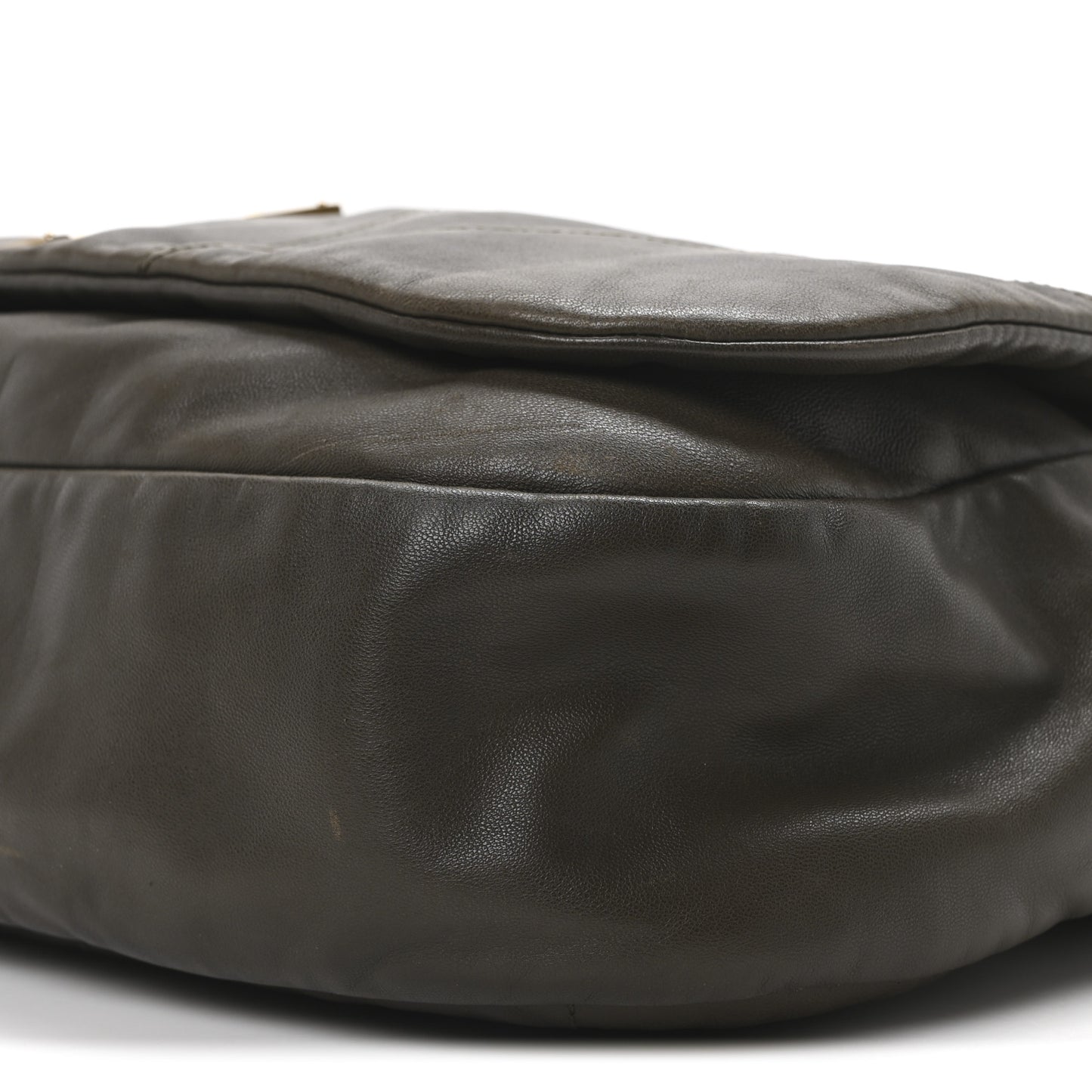 Lambskin Matelasse Monogram Large Jamie 4.3 Light Musk