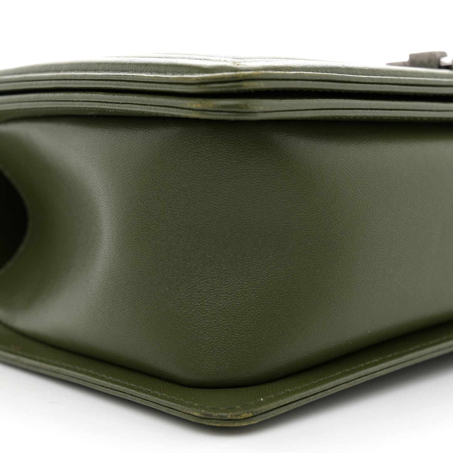 Lambskin Quilted Medium Boy Flap Green
