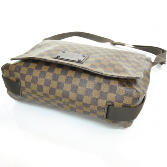 Louis Vuitton Damier Ebene Brooklyn GM 4 of 9