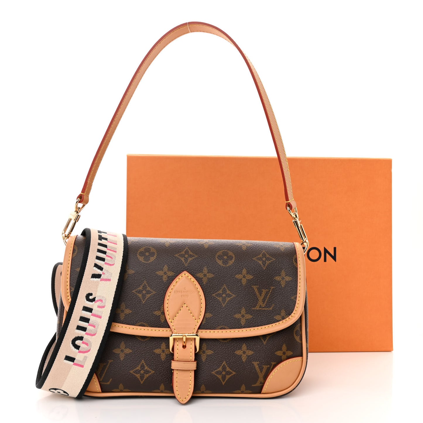 Monogram Diane Black