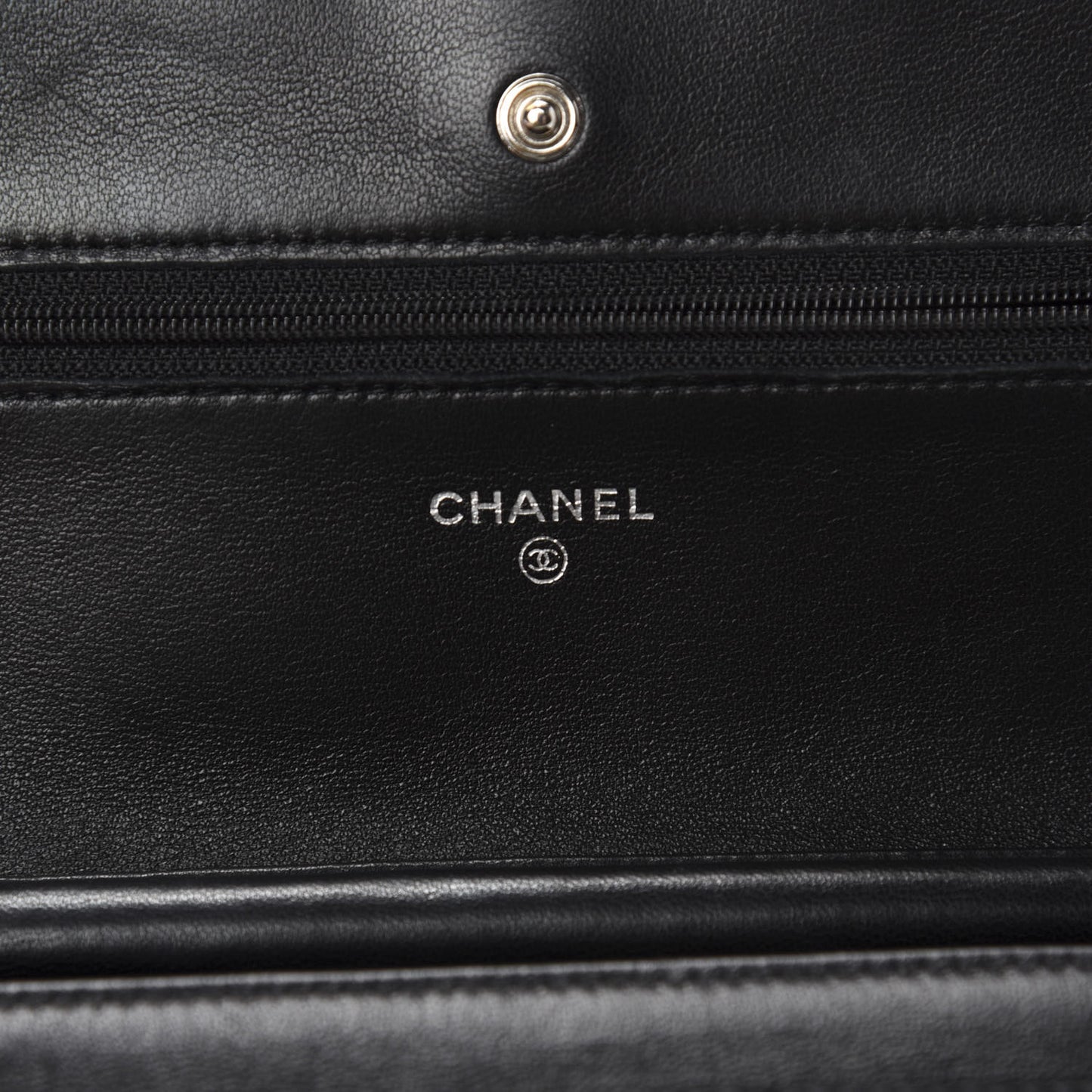 Lambskin Quilted Wallet On Chain WOC Black