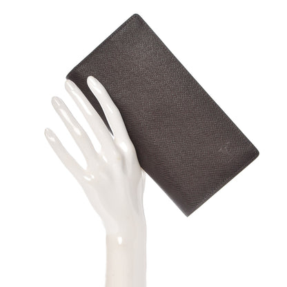 Louis Vuitton Taiga Brazza Wallet Acajou 2 of 8