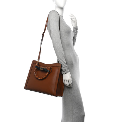 Gucci Textured Dollar Calfskin Medium Diana Tote Bag Cuir Black 2 of 15