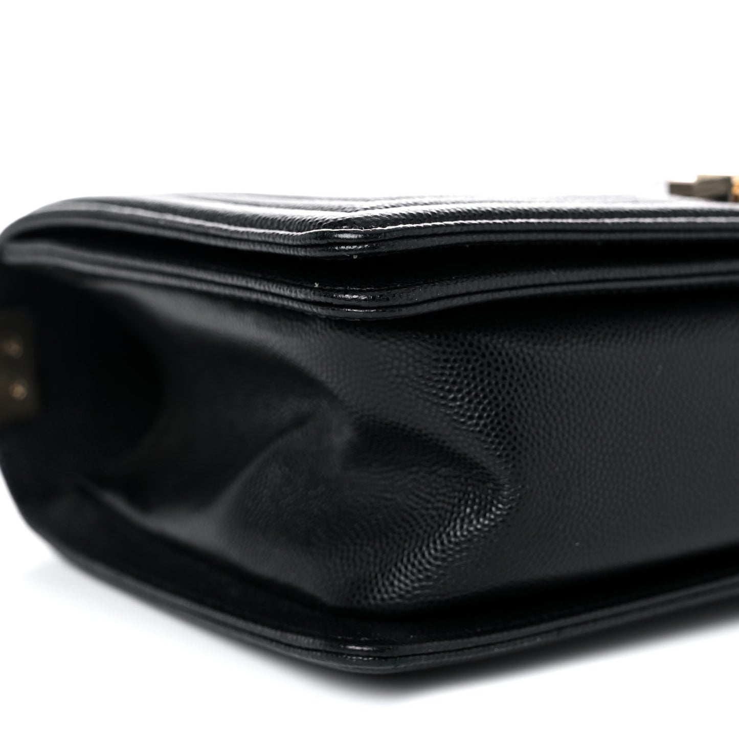 Caviar Quilted Medium Boy Flap Black