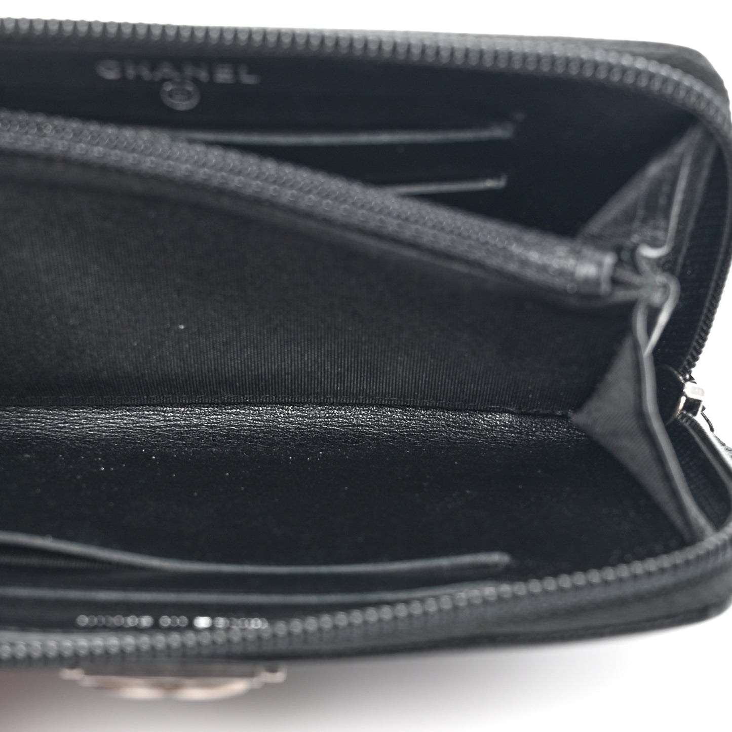 Caviar Quilted Small Boy Zip Around Wallet Black