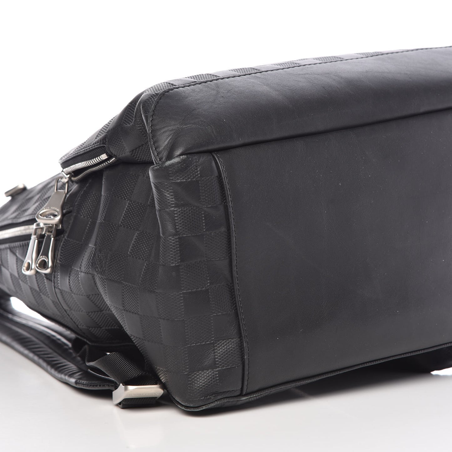 Damier Infini Avenue Backpack Onyx
