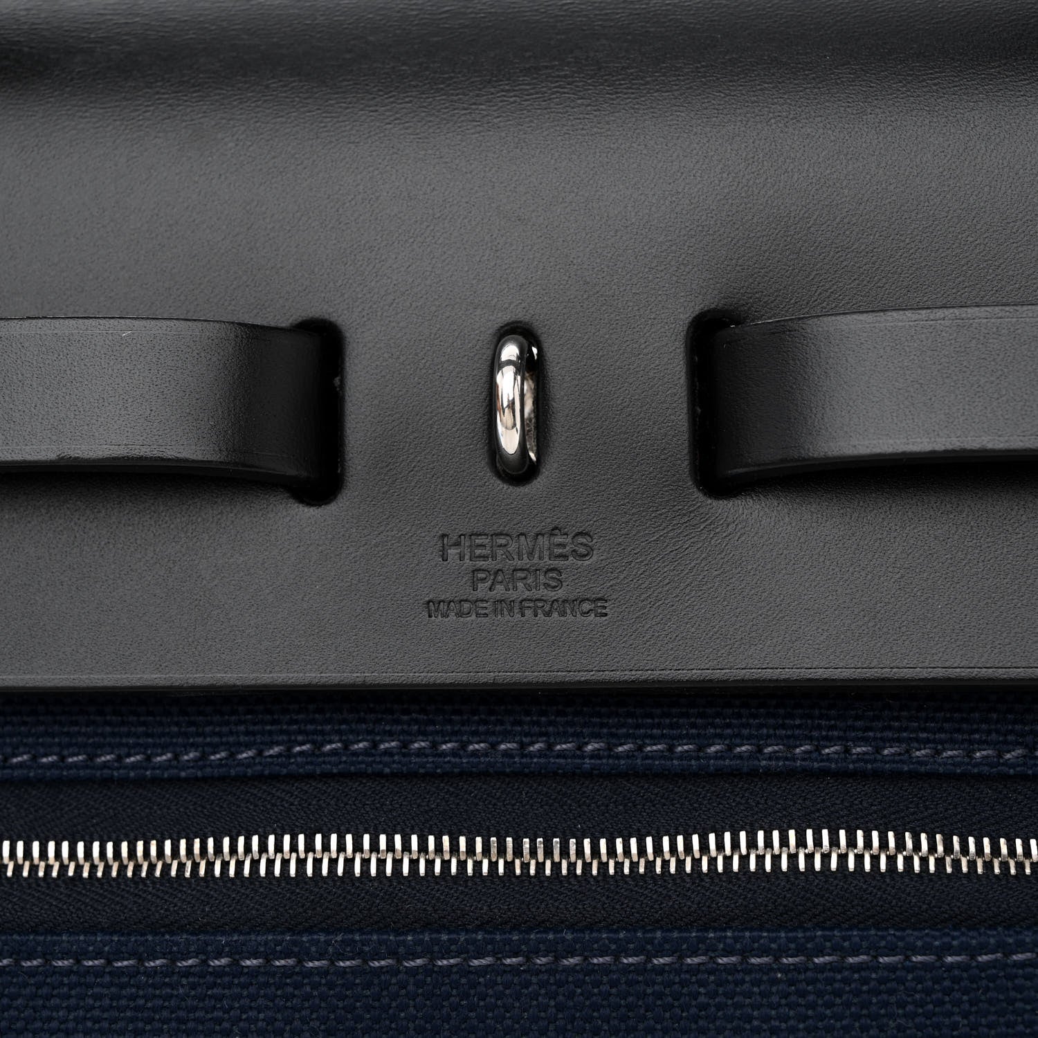 Hermes Military Toile Vache Hunter Herbag Zip Retourne 31 PM Bleu Marine Black 8 of 14