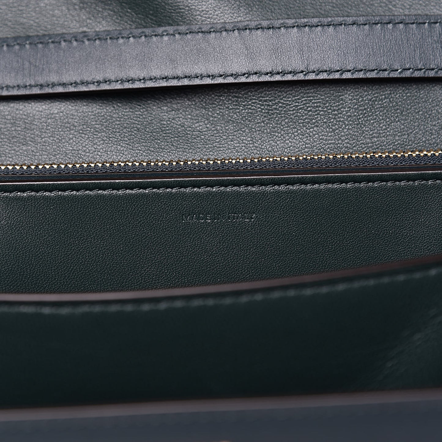 Box Calfskin Classic Box Medium Flap Bag Amazone