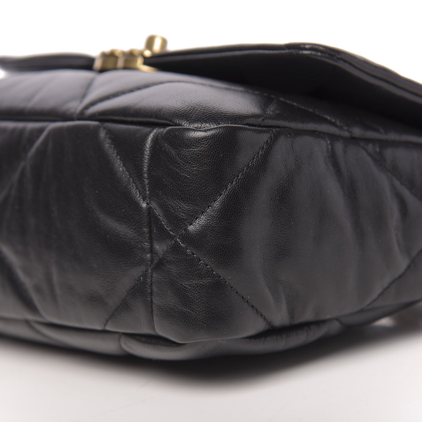 Goatskin Quilted Medium 19 Flap Black