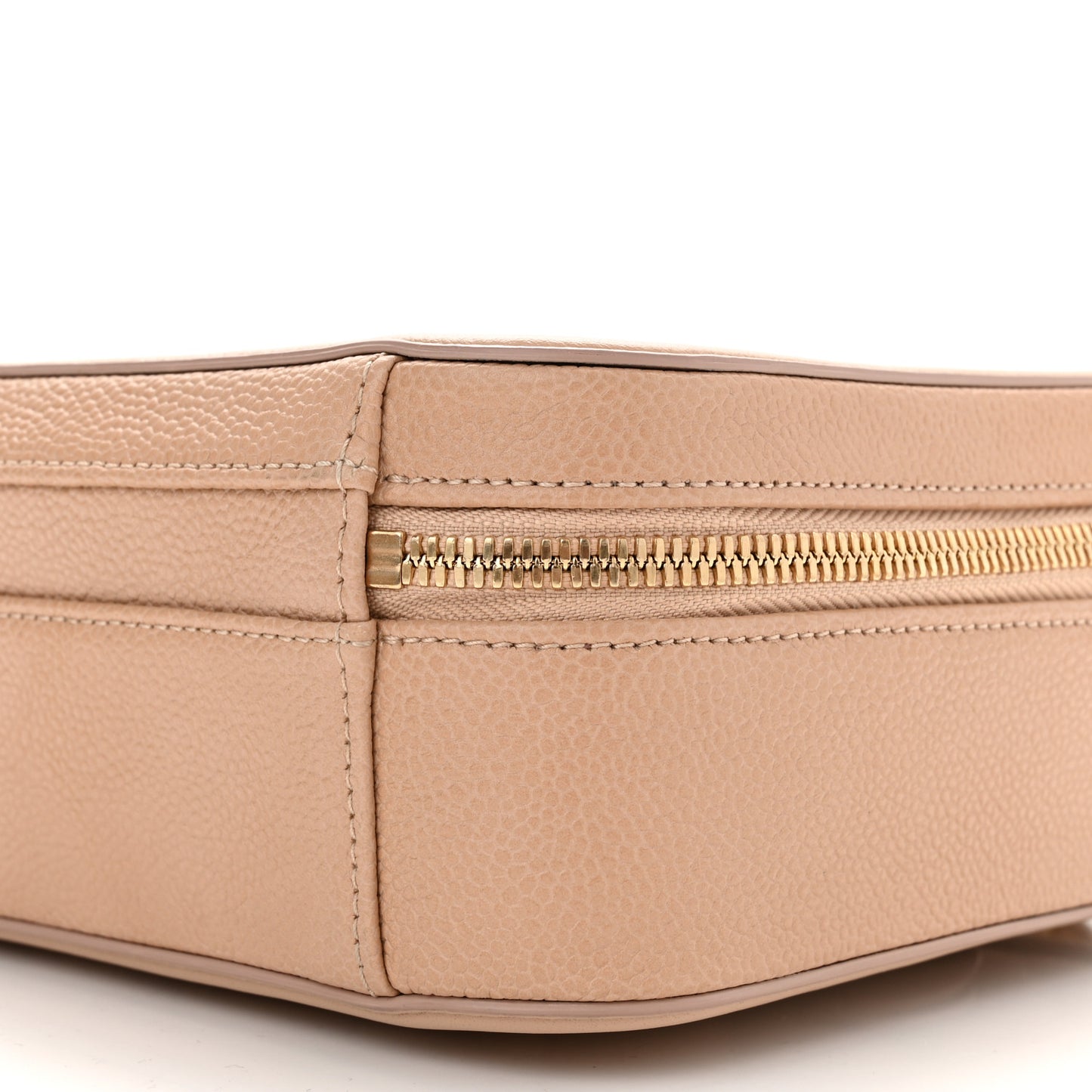 Caviar Quilted Medium CC Filigree Vanity Case Beige