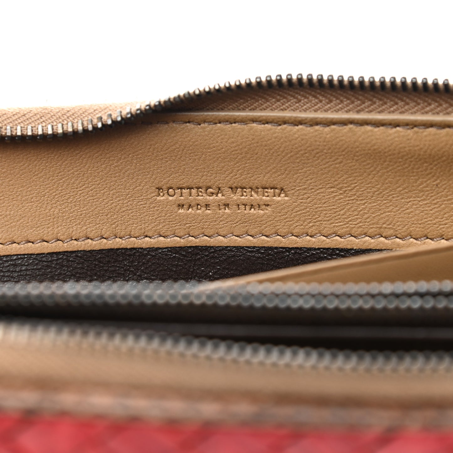 Nappa Intrecciato Ayers Zip Wallet Red