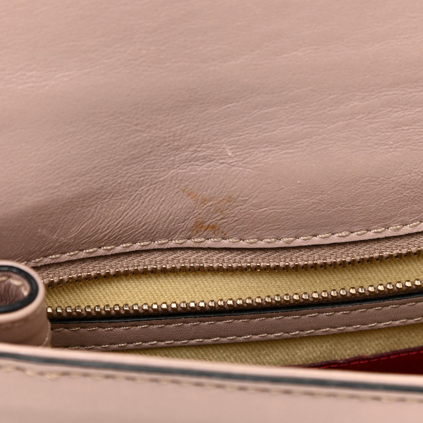 Vitello Small Glam Lock Rockstud Flap Poudre