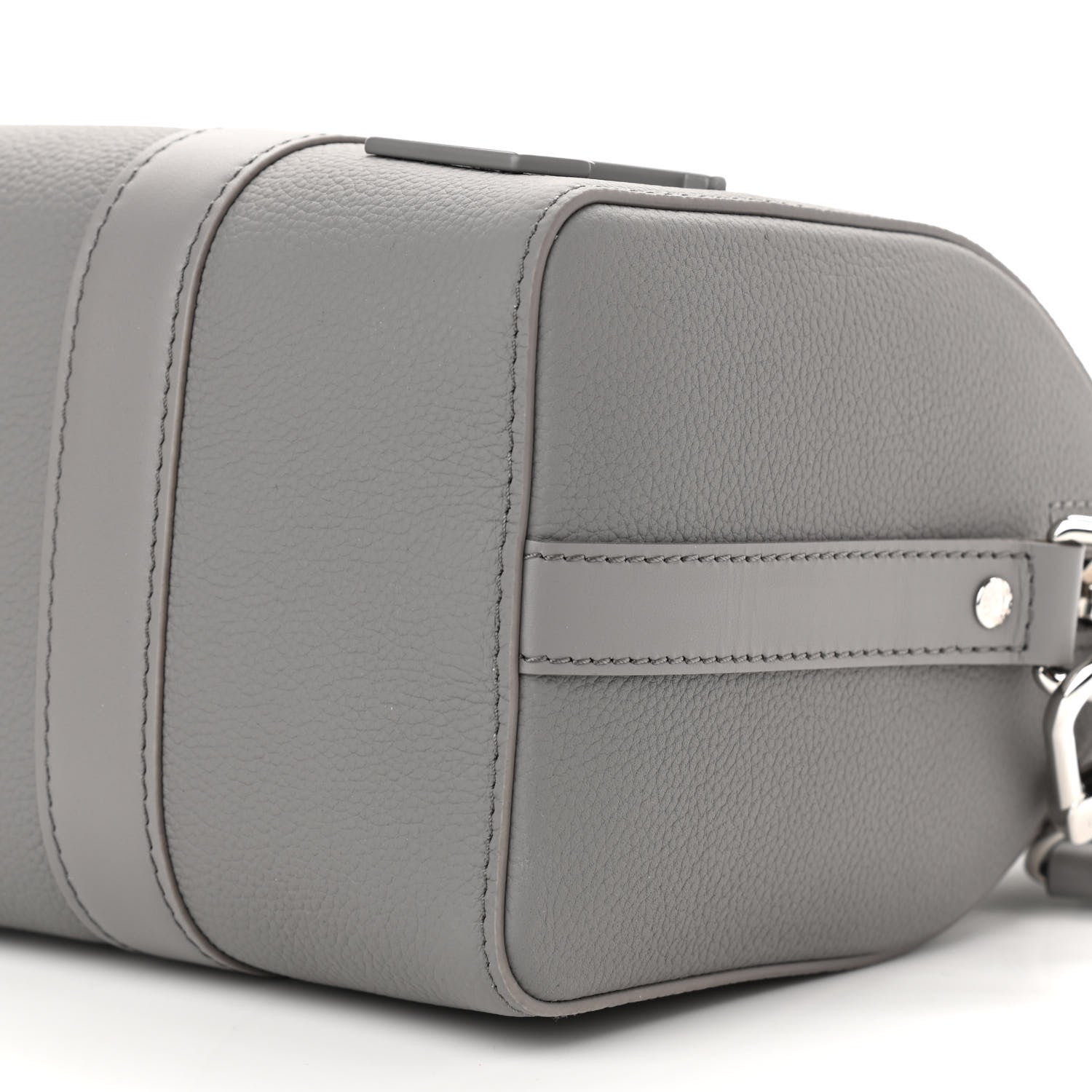 Louis Vuitton Grained Calfskin Aerogram City Keepall Gris 8 of 8