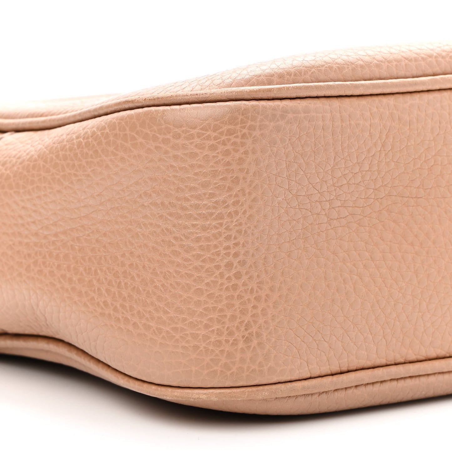Pebbled Calfskin Small Soho Disco Bag Camelia