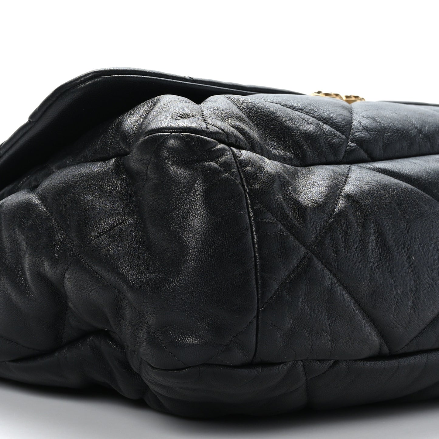 Shiny Goatskin Quilted Maxi Chanel 19 Flap Black