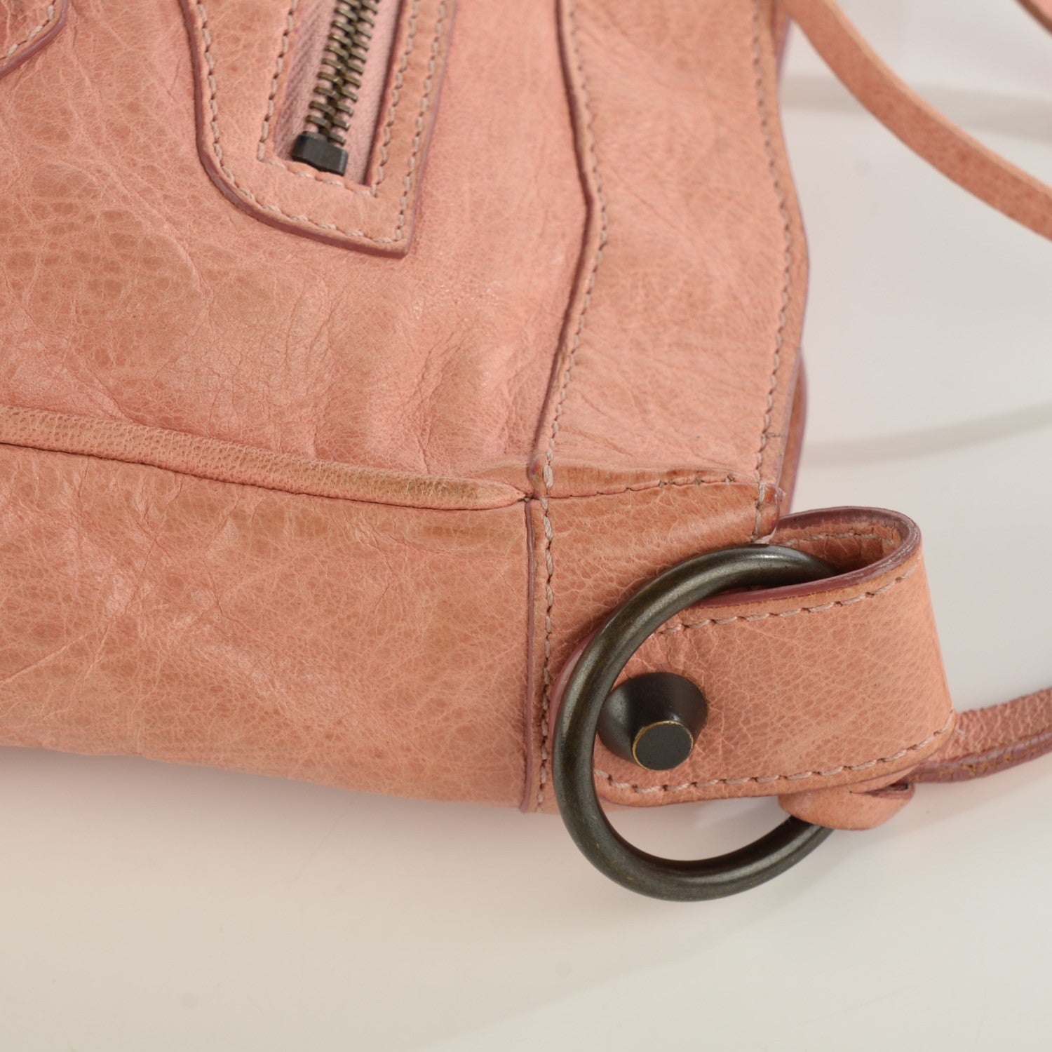 Balenciaga Agneau Classic Hardware Shoulder Bag Vieux Rose 6 of 9