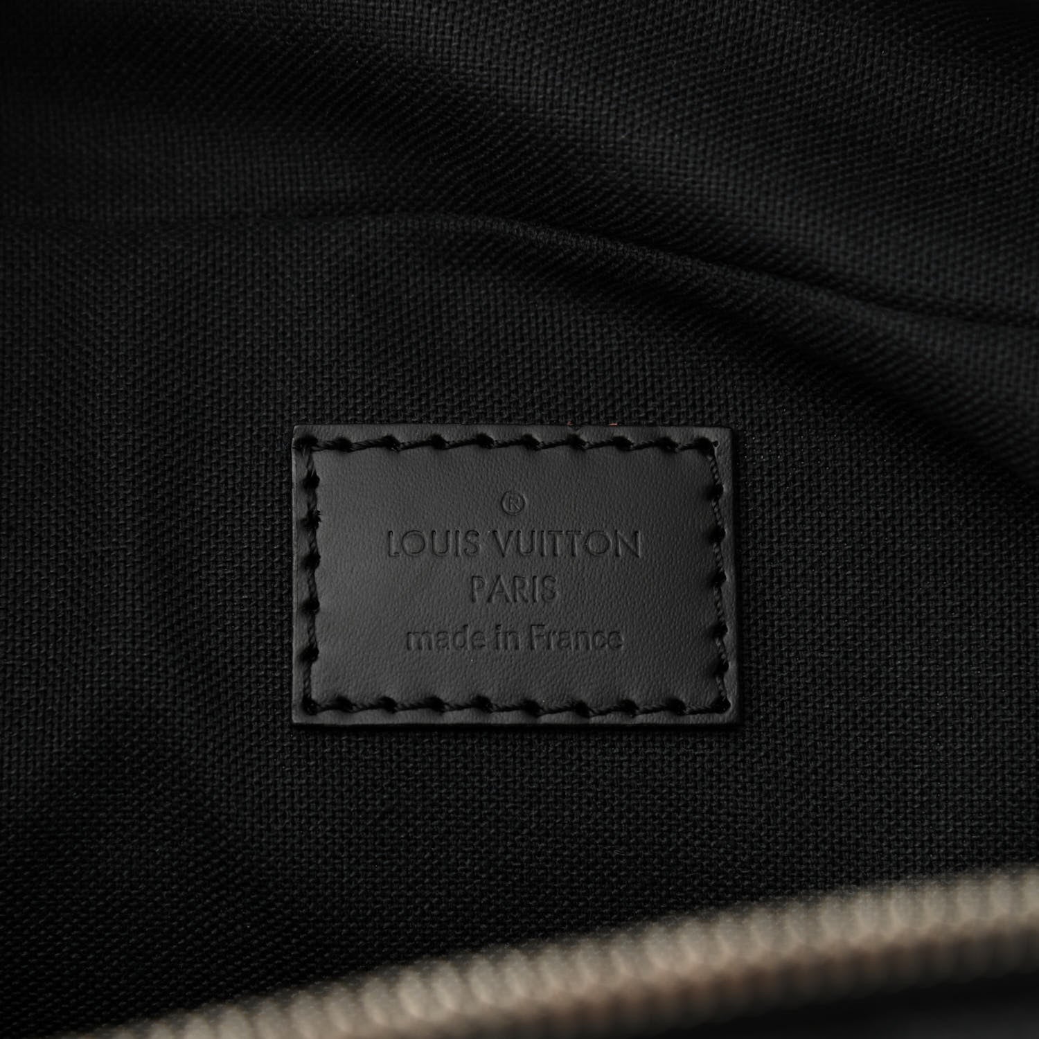 Louis Vuitton Damier Graphite Icare 6 of 8