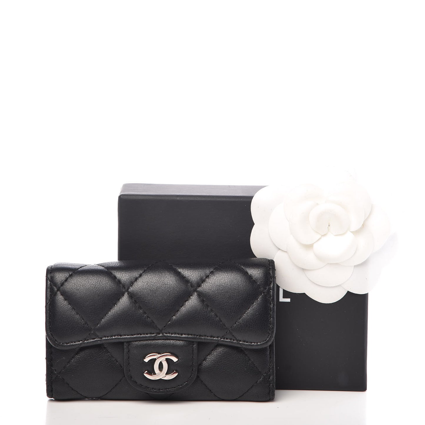Lambskin Quilted 6 Key Holder Black