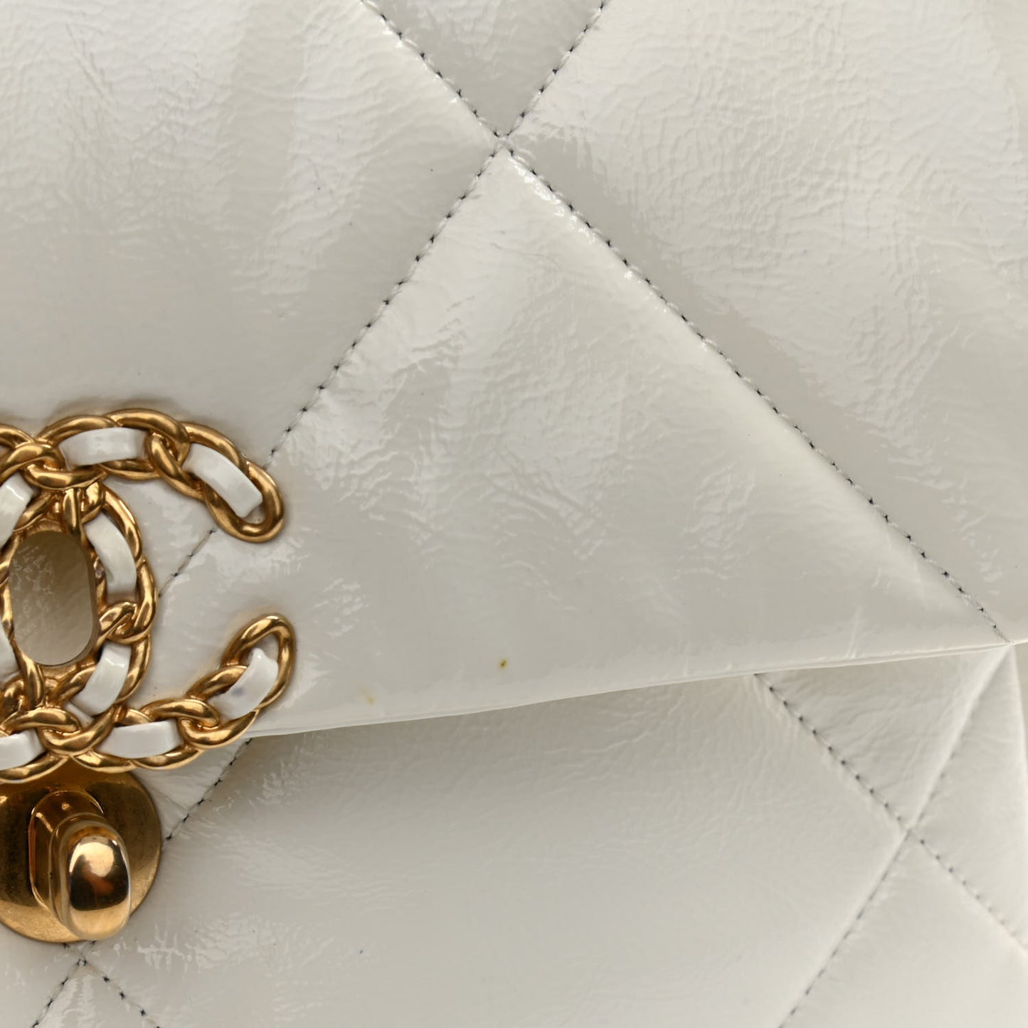 Shiny Crumpled Calfskin Quilted Medium Chanel 19 Flap White