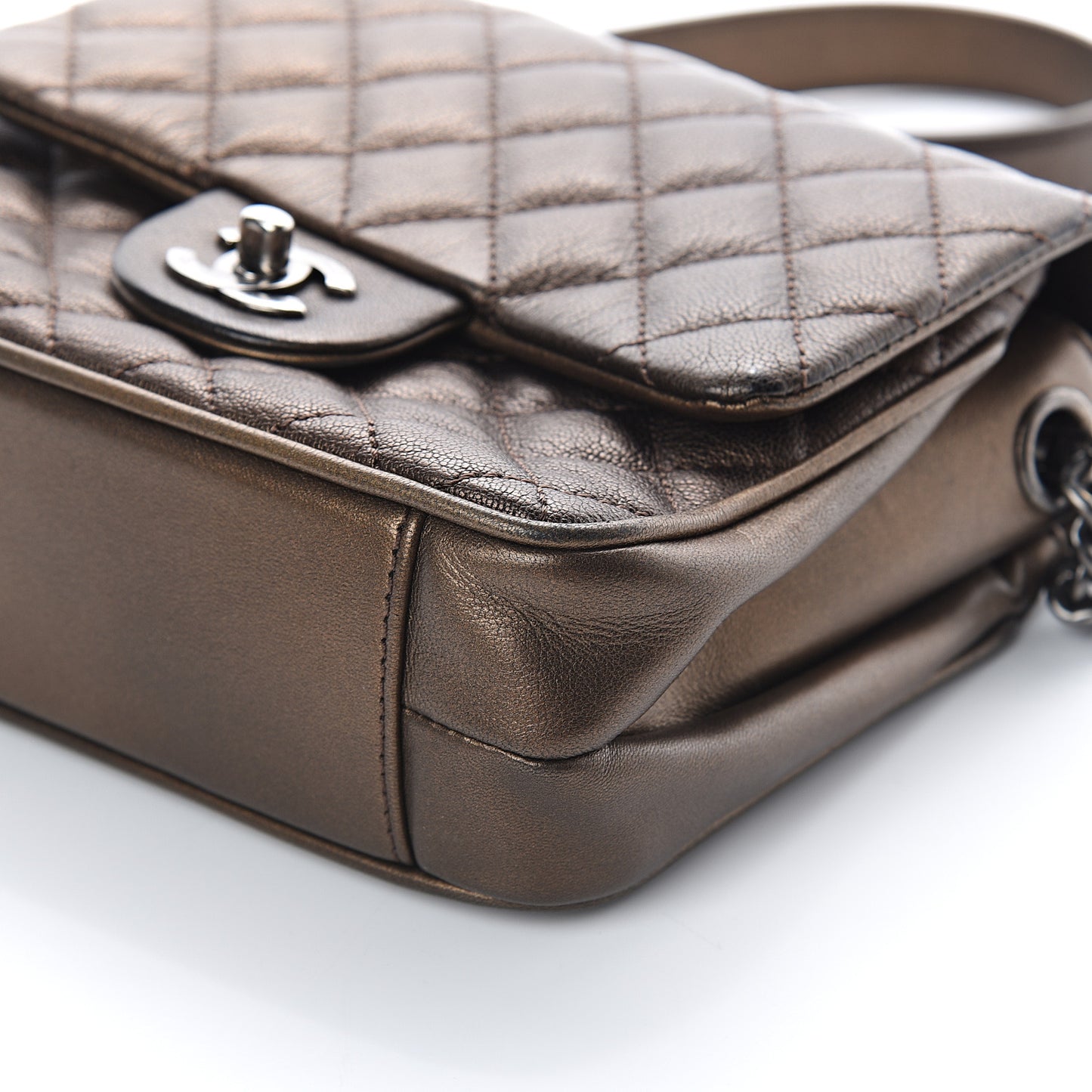 Metallic Goatskin Quilted Small Rock In Rome Flap Bronze