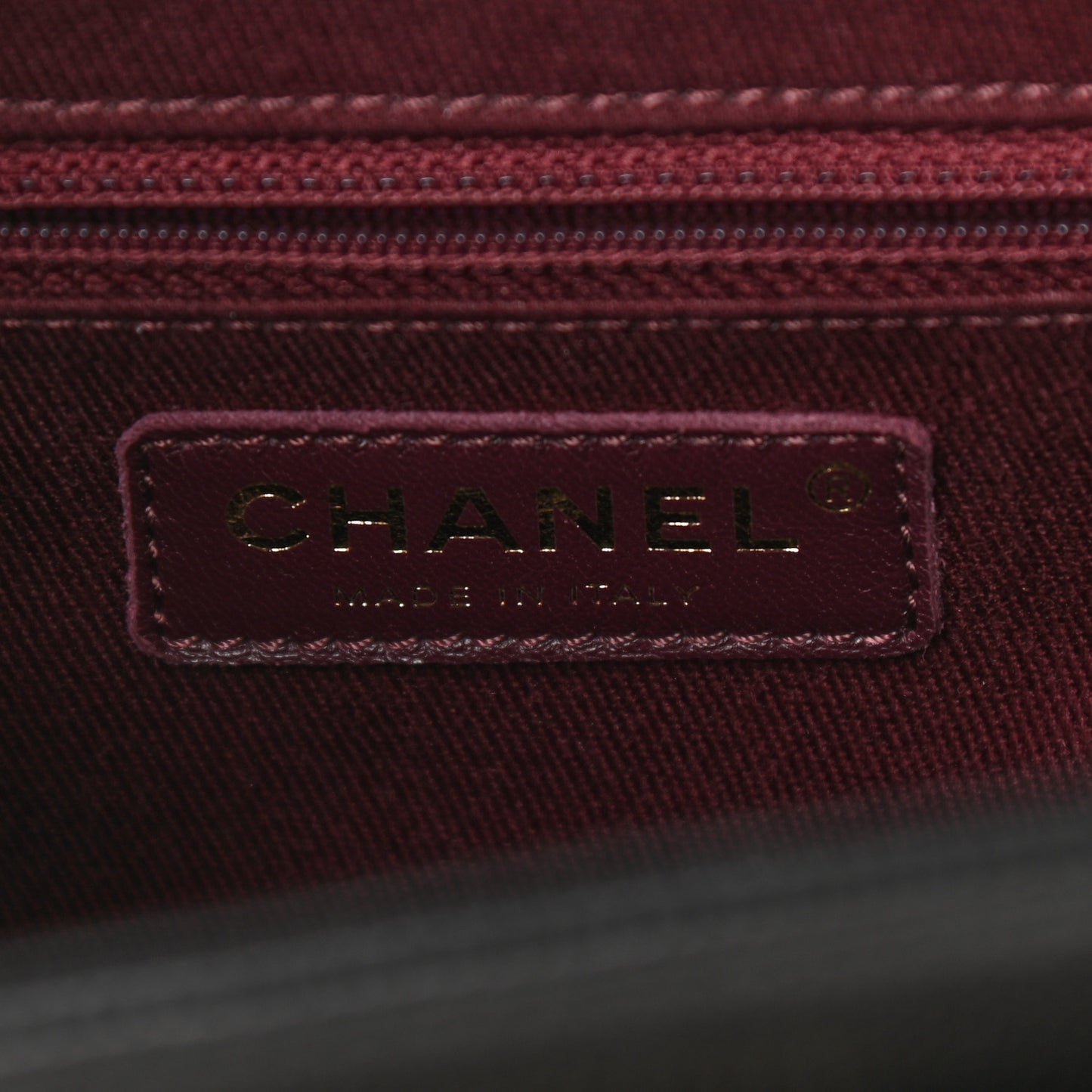 Caviar Quilted Medium Business Affinity Flap Black