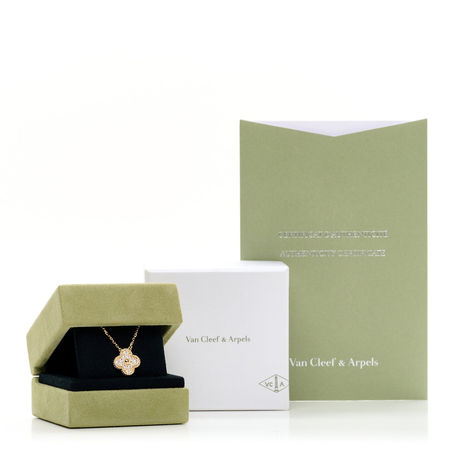 18K Yellow Gold Diamond Vintage Alhambra Pendant Necklace