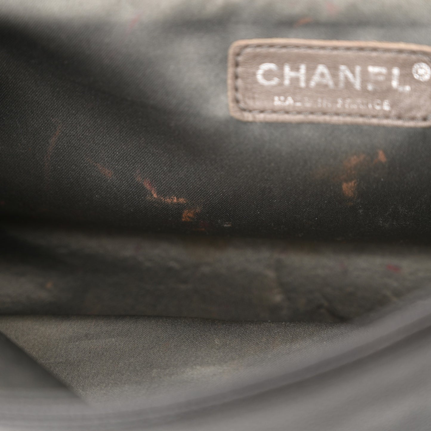 Glazed Caviar Small Pocket In The City Shoulder Bag Black