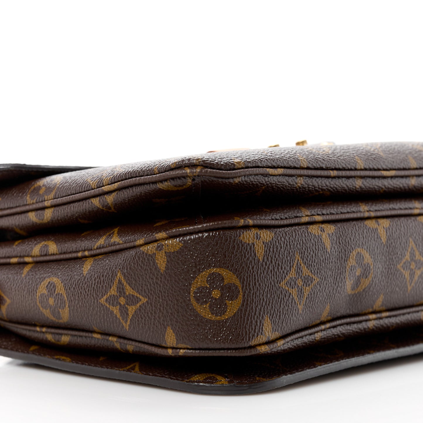 LOUIS VUITTON Monogram Pochette Metis