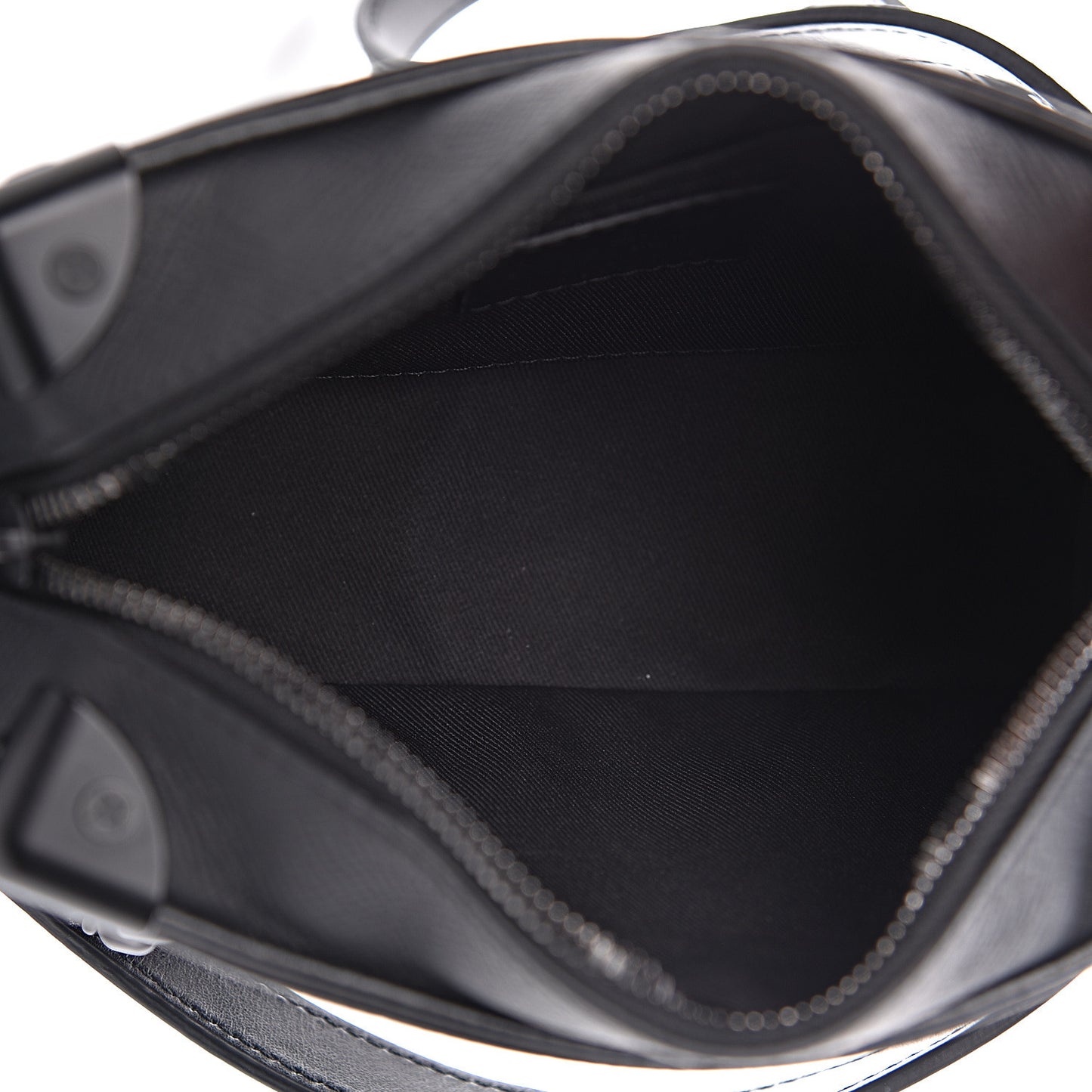 Taiga Rainbow Mini Soft Trunk Black