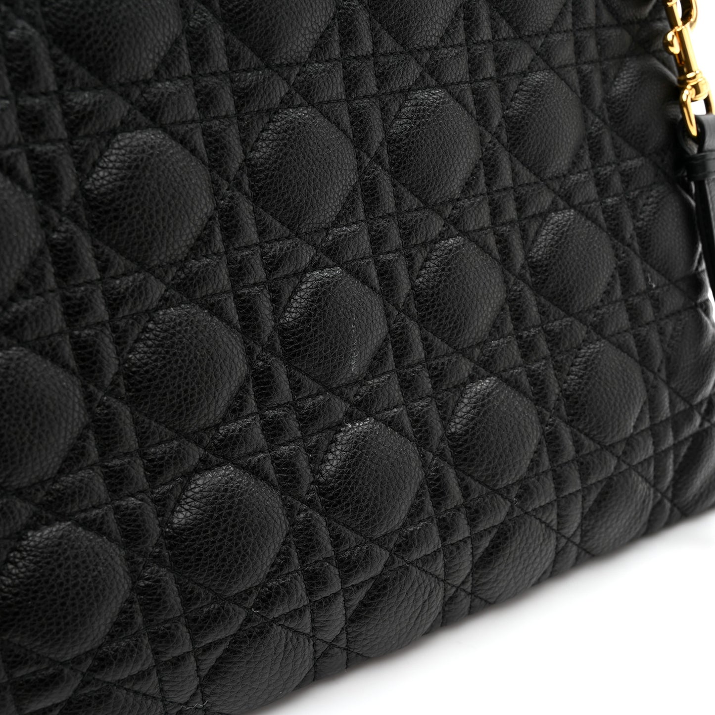 Supple Calfskin Cannage Large Caro Daily Pouch Black