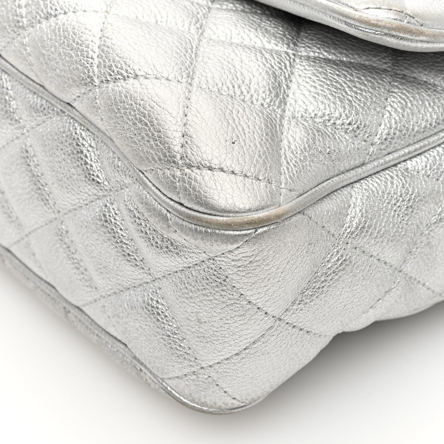 Metallic Calfskin Quilted Medium Casual Rock Flap Silver