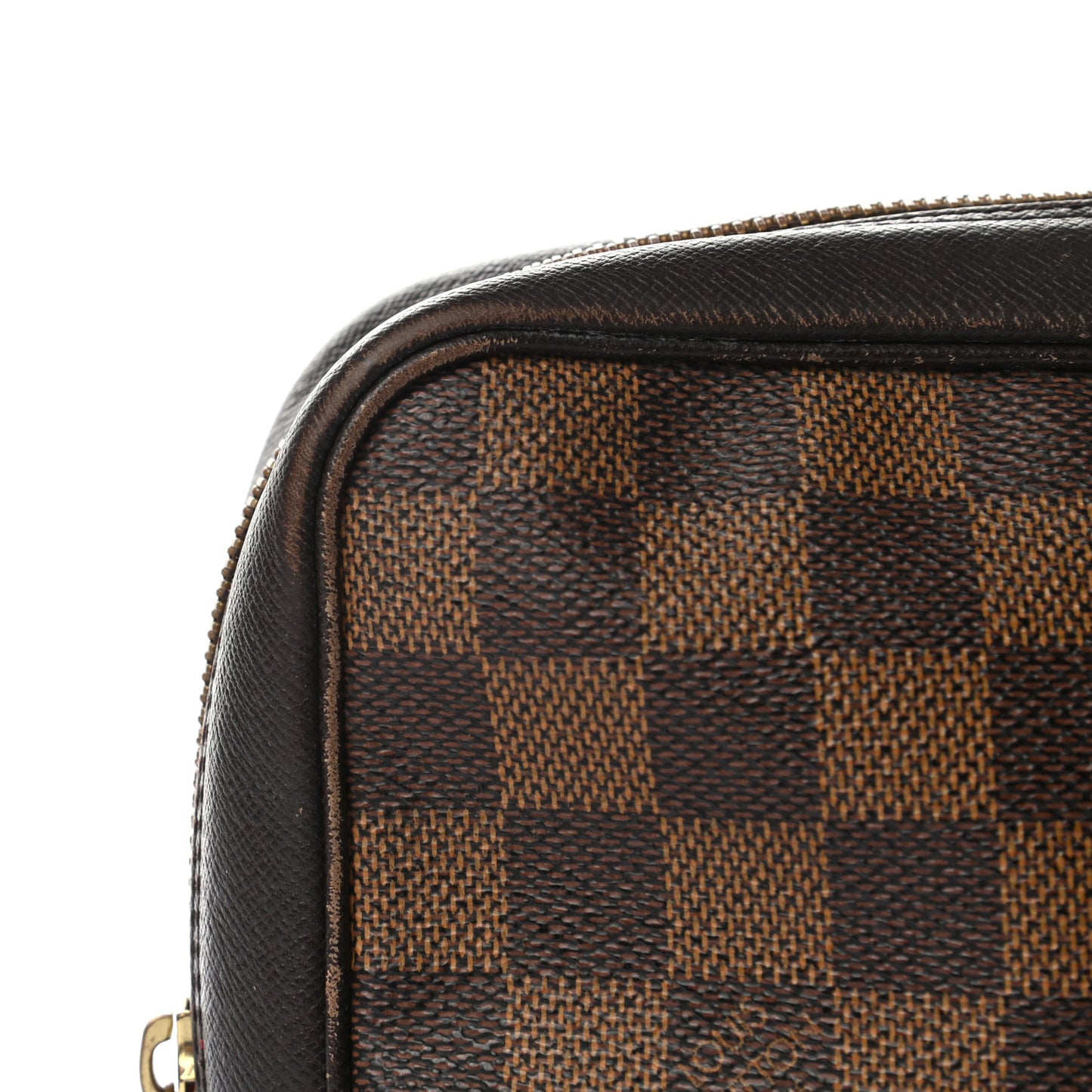 Damier Ebene Trousse Toilette 28
