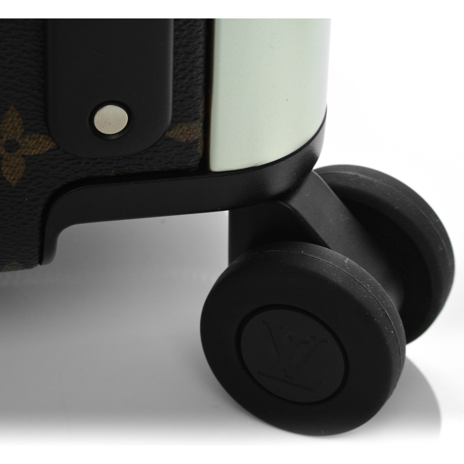 Louis Vuitton Monogram Horizon 50 6 of 7